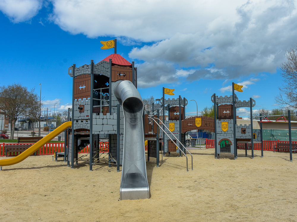 Remodelada íntegramente la zona infantil “El Futuro” del Parque Europa de Torrejón de Ardoz