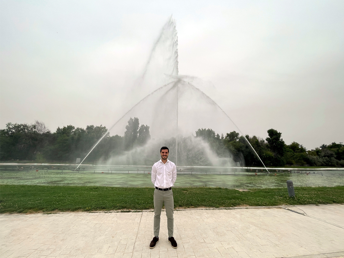 El alcalde, Alejandro Navarro Prieto, presentado la nueva temporada del Espectáculo Fuente en el Parque Europa